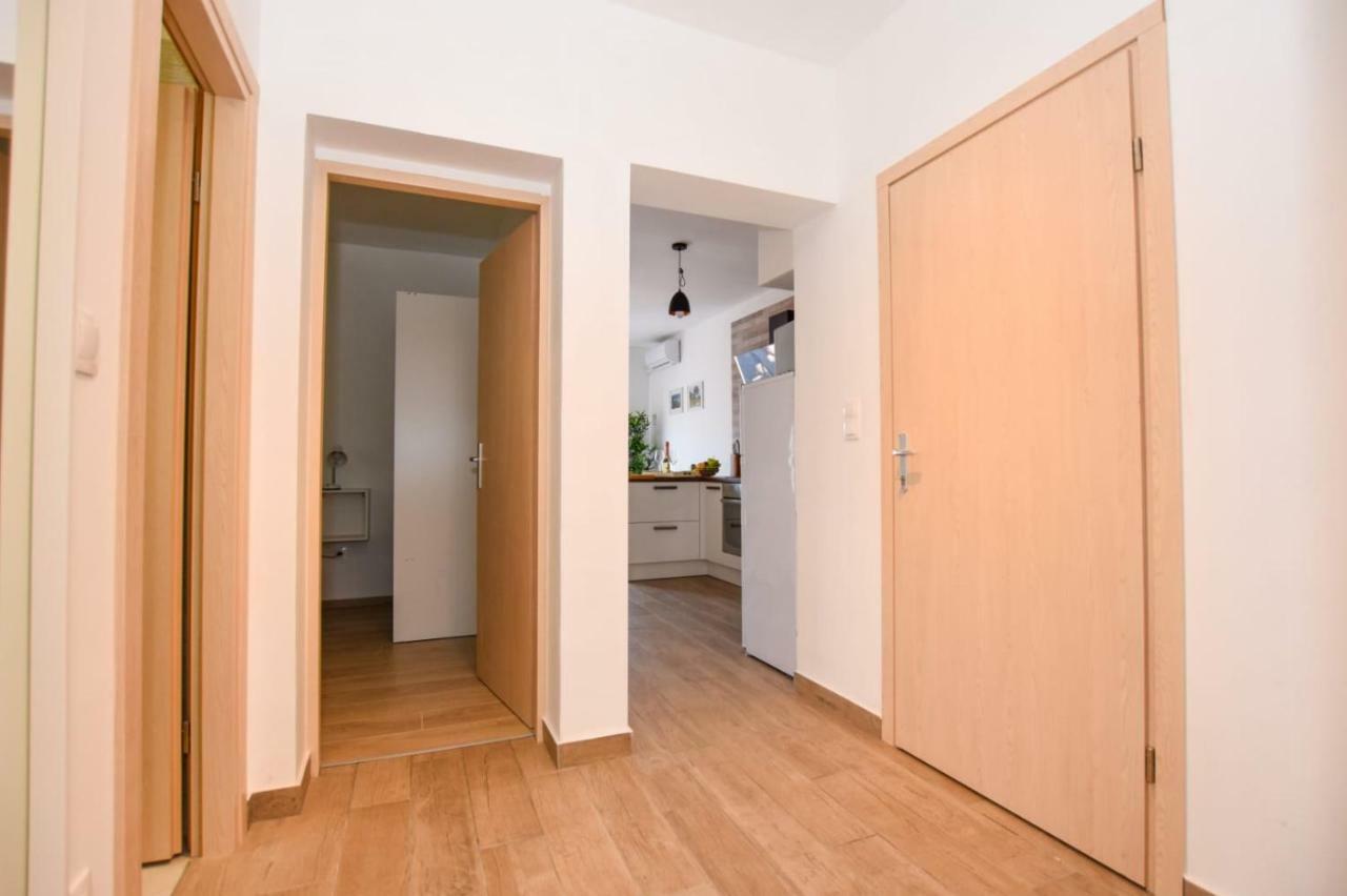 Apartments Milena 8 만드레 외부 사진