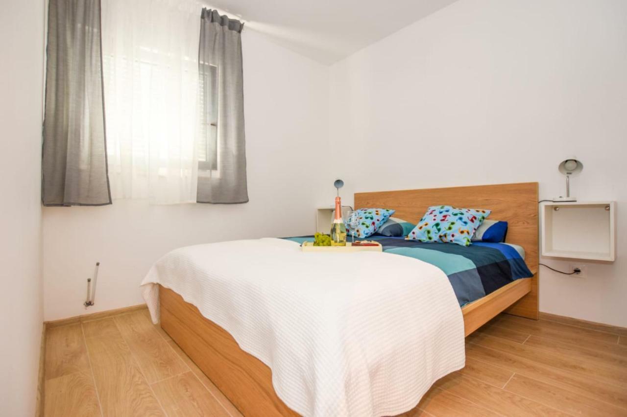 Apartments Milena 8 만드레 외부 사진